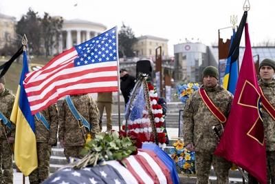 Memorial service for U.S. Marine Corps veteran Ethan Hertweck, who fell serving as a combat medic with the Ukrainian arm-stock-foto