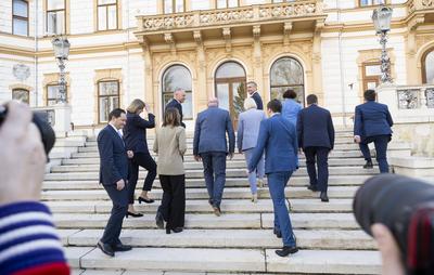 20250228 OEVP stellt ihr Regierungsteam vor-stock-foto