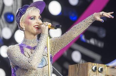 24 06 2017 Glastonbury United Kingdom Katie Perry performing at the Glastonbury Festival Unite-stock-foto