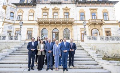 20250228 OEVP stellt ihr Regierungsteam vor-stock-foto