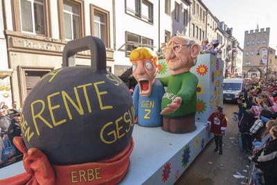 Rosenmontagszug in Koeln-stock-foto