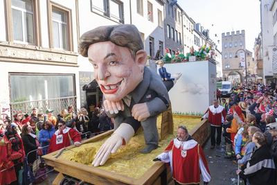 Rosenmontagszug in Koeln-stock-foto