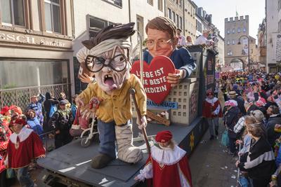Rosenmontagszug in Koeln-stock-foto