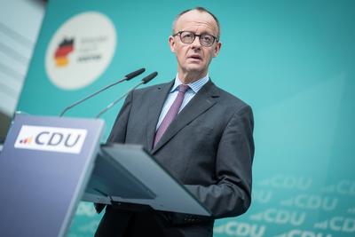 CDU Bundesvorstandssitzung - Pressekonnferenz - Tag nach der Wahl zur Hamburgischen B?rgerschaft - Friederich Merz, CDU-Parteivorsitzender und designierter Bundeskanzler-stock-foto