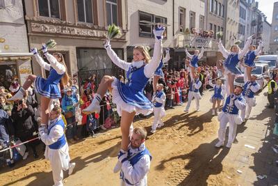 Rosenmontagszug in Koeln-stock-foto