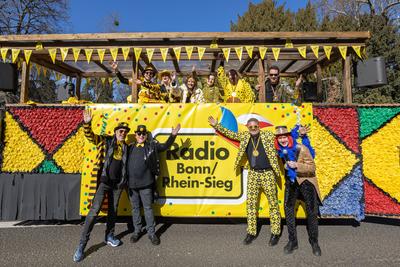 Rosenmontagszug in Bonn - 03.03.2025-stock-photo