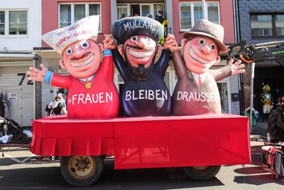 Rosenmontagszug in Duesseldorf-stock-foto