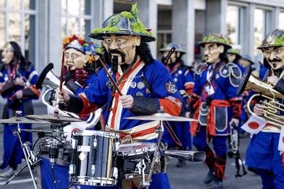 Guggenmusik Japaner Sujet, Luzern, Schweiz, 03.03.2025 *** Guggenmusik Japanese Sujet, Lucerne, Switzerland, 03 03 2025-stock-foto