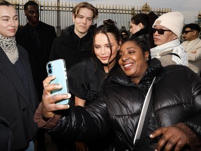 Paris Fashion Week. Arrivee People au d?fil? Dior-stock-foto