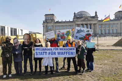 Protestaktion gegen ein m?gliches neues Sonderverm?gen in Berlin-stock-photo
