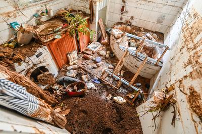 La R?union : d?g?ts dans une maison apr?s le passage du cyclone Garance ? Bellepierre-stock-foto
