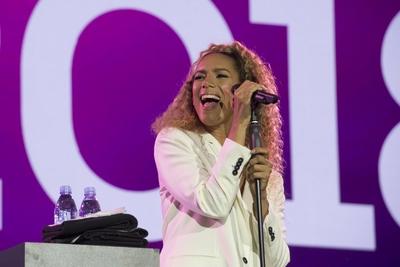Leona LEWIS Saengerin singend Gesang Konzert Eroeffnung Welcome Night Internationale Messe Ce-stock-foto