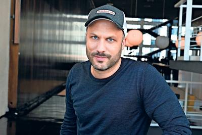 Tobias Kratzer Der Theaterregisseur Tobias Kratzer in der Deutschen Oper an der Bismarckstra?e in Berlin Charlottenburg-stock-foto