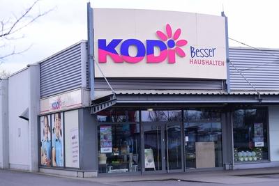 Kodi Diskontl?den GmbH am 15.03.2020 in Oberhausen Eine KODI-Foliale am 15.03.2020 in Oberhausen. Kodi (offizielle Schre-stock-photo