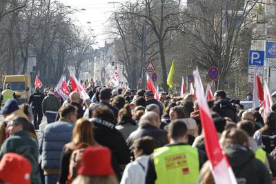 Weitere Warnstreiks mit ver.di-stock-foto