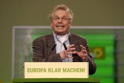 Daniel Cohn-Bendit (Deutschland/Frankreich/Les Verts/Europaabgeordneter) spricht anl?sslich der 29. Bundesdelegiertenko-stock-photo
