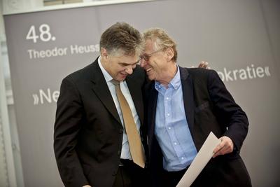 Bildnummer: 59544006  Datum: 20.04.2013  Copyright: imago/PPfotodesignTheodor-Heuss-Preis 2013 an Daniel Cohn-Bendit. Theodor-Heuss-Preis 2013 an Daniel Cohn-Bendit. People Kultur Stuttgart Preisverleihung Theodor Heuss Preis xdp x0x 2013 quer stuttgart Baden-W?rttemberg Cohn Daniel Bendit Theodor Heuss Preis Gr?ne Protest Buch P?dofil Kinder  59544006 Date 20 04 2013 Copyright Imago PPfotodesign Theodor Heuss Prize 2013 to Daniel Cohn Bendit Theodor Heuss Prize 2013 to Daniel Cohn Bendit Celebrities Culture Stuttgart Award ceremony Theodor Heuss Prize XDP x0x 2013 horizontal Stuttgart bath Wuerttemberg Cohn Daniel Bendit Theodor Heuss Prize green Protest Book  Children-stock-foto