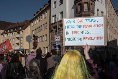 08.03.2025, 8.M?rz Demonstration, N?rnberg: Zum feministischen Kampftag / internationalen Frauentag / Weltfrauentag ging-stock-foto