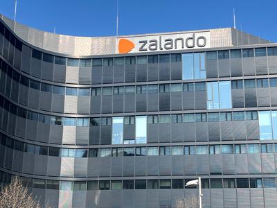 Zalando B?rogeb?ude Berlin *** Zalando office building Berlin Copyright: xmix1x-stock-foto