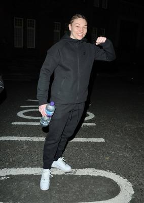 Tasha Jonas vs Lauren Price boxing match arrivals, London-stock-foto