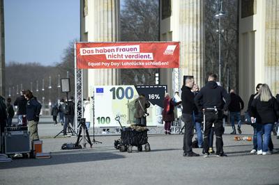 Equal Pay Day Aktion-stock-foto