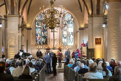 Fastenaktion "Sieben Wochen Ohne": Fernsehgottesdienst aus Nienburg-stock-foto