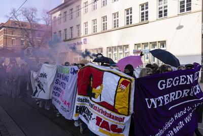 8. Maerz 2025 - Frauentag - Feministischer Kampftag-stock-foto