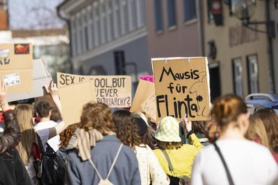 8. Maerz 2025 - Frauentag - Feministischer Kampftag-stock-foto