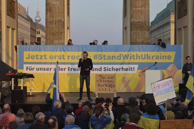Stand with Ukraine - Demonstration in Berlin-stock-foto