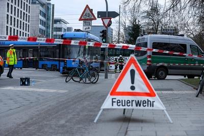 Schwerer Unfall in M?nchen-stock-foto