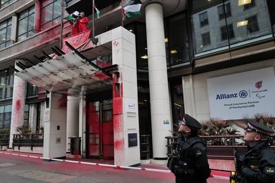 Protest against Elbit Systems in London-stock-foto