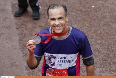 Virgin Money London Marathon Athletics - Virgin Money London Marathon - London - 26/4/15 Governor of the Bank of England-stock-foto