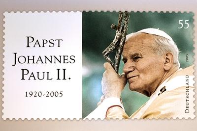 Sonderbriefmarke JOHANNES PAULS II-stock-foto