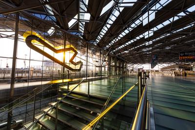 Ganzt?giger ver.di Warnstreik im Flughafen K?ln Bonn 10.03.2025-stock-foto