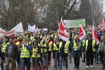 Warnstreik U-Bahn und Stra?enbahn-stock-foto