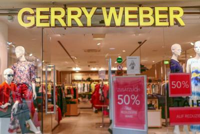 Gerry Weber Filiale - gesehen am 14.08.2020 im Hbf. Hannover *** Gerry Weber branch seen on 14 08 2020 at Hannover centr-stock-foto