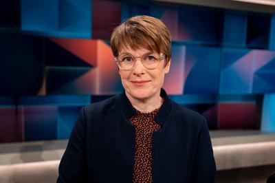 Veronika Grimm bei "hart aber fair" zum Thema GroKo will Milliarden-Schulden f?r Milit?r & Infrastruktur. Gr?nen-Veto? G?ste bei Klamroth diskutieren: Gefahr, Chance oder Wahnsinn?-stock-foto