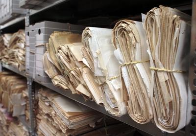 Archiv der Stasi-Unterlagenbehoerde in Berlin Lichtenberg , Deutschland . Documents at the Stasi - Archive . Berlin , G-stock-foto