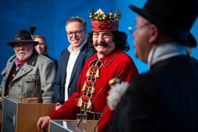 REGIERUNGSMEDIENKONFERENZ DER TH?RINGER LANDESREGIERUNG-stock-foto