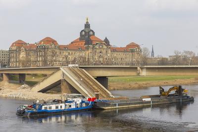 Carolabr?cke in Dresden-stock-foto