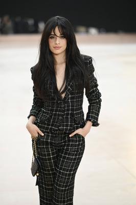 Paris Fashion Week. People au defile Chanel-stock-photo