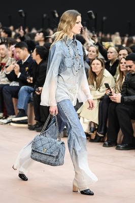 Paris Fashion Week. Defil? Chanel au Grand Palais-stock-photo