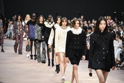 Paris Fashion Week. Defil? Chanel au Grand Palais-stock-photo