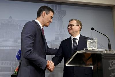 P??ministeri Orpo ja Espanjan p??ministeri Sanchez tapaavat Helsingiss?, kuvausmahdollisuus ja tiedotustilaisuus-stock-foto