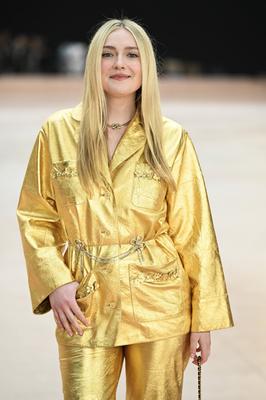 Paris Fashion Week. People au defile Chanel-stock-photo