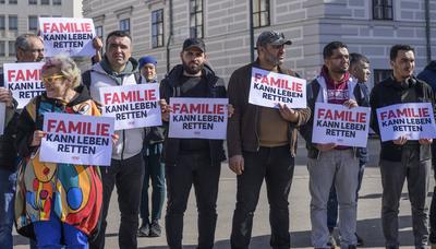 20250312 Protest gegen die Abschaffung des Familennachzugs-stock-foto