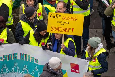 Verdi Warnstreiks im ?ffentlichen Dienst, N?rnberg, 13.03.2025-stock-foto