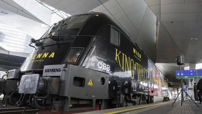 20250313 OeBB Loktaufe King of Waltz. Queen of Music.-stock-foto