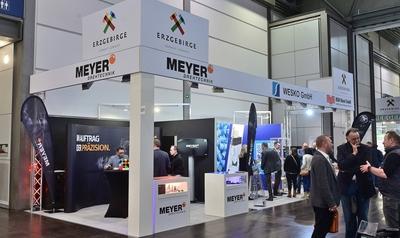 Gro?er Besucherzuspruch auf den Messen Intec und  Z in Leipzig-stock-foto