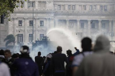 Argentina: Pensioners' claim.-stock-foto